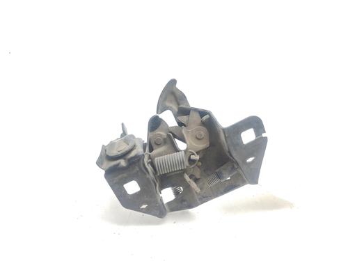 Hood lock CHRYSLER VOYAGER IV (RG, RS) 2.8 CRD | BP26588507C133 