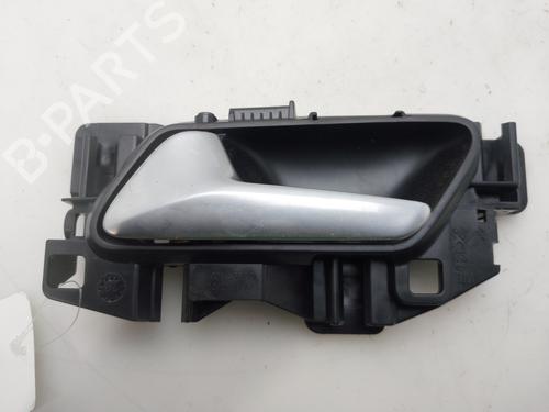 Used Front left interior door handle Front left interior door handle PEUGEOT 5008 II (MC_, MJ_, MR_, M4_) [2016-2026] 36361335 36361335