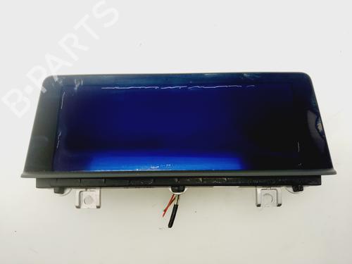 Used Display monitor BMW 3 (F30, F80) 320 d (163 hp) 31051106