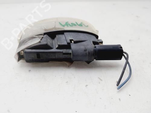 Licence plate light RENAULT CLIO II (BB_, CB_) 1.2 16V (BB05, BB0W, BB11, BB27, BB2T, BB2U, BB2V, CB05,... | BP28089142I40 