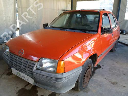 Used Parts OPEL KADETT E Hatchback (T85)  1.6 i (C08, C48, D08, D48)  923379