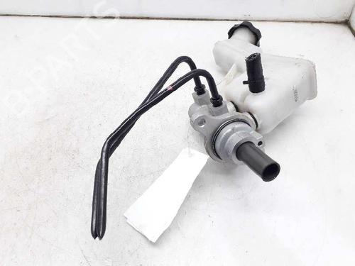 Used Brake master cylinder KIA SPORTAGE III (SL) 1.7 CRDi (116 hp) 2894730