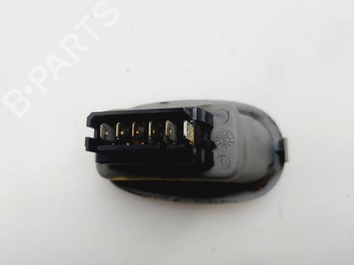 Pulsantiera posteriore destra RENAULT SCÉNIC I MPV (JA0/1_, FA0_) 1.9 dCi RX4 | BP29763738I28