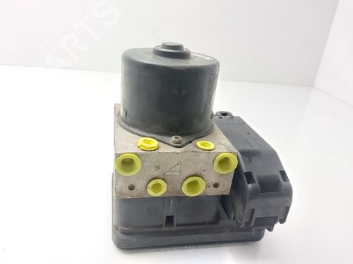 Used ABS pump FORD FIESTA V (JH_, JD_) 1.4 TDCi (68 hp) 30913692