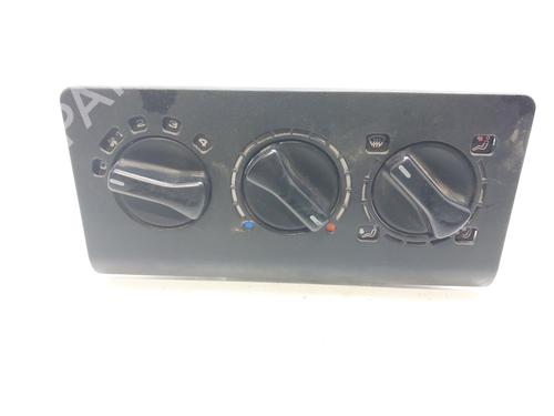 Used Climate control SEAT IBIZA II (6K1) 1.4 i (60 hp) 13303801