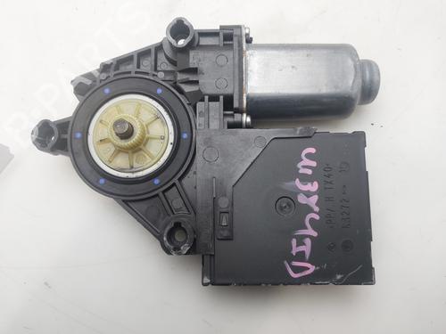 Used Left front window motor Left front window motor SKODA OCTAVIA II (1Z3) 1.6 TDI (105 hp) 33754870 33754870