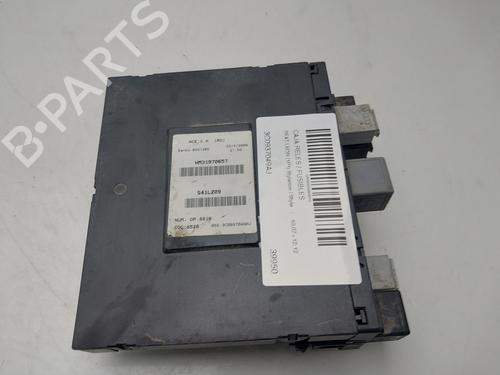 Used Fuse box SEAT LEON (1P1) 1.4 TSI (125 hp) 31641011