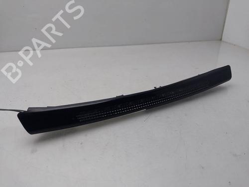 Used Third brake light Third brake light RENAULT CLIO II (BB_, CB_) [1998-2016] 39751734 39751734