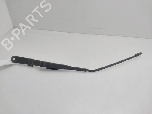 Used Front windshield wiper arm Front windshield wiper arm NISSAN INTERSTAR Van (X70) [2002-2026] 33974781 33974781
