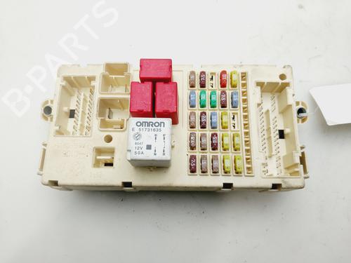 Boîte à Fusibles FIAT BRAVO II (198_) 1.9 D Multijet (198AXB1A) (120 hp) 32342224