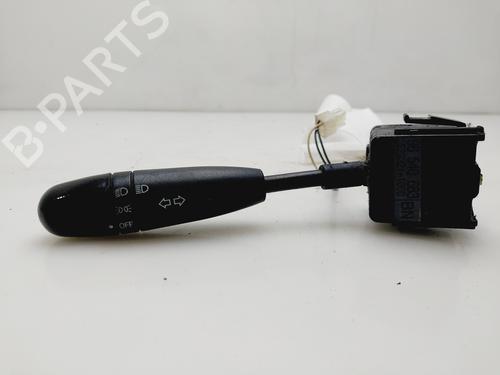 Used Steering column stalk CHEVROLET AVEO / KALOS Hatchback (T200) 1.4 16V (94 hp) 23857471