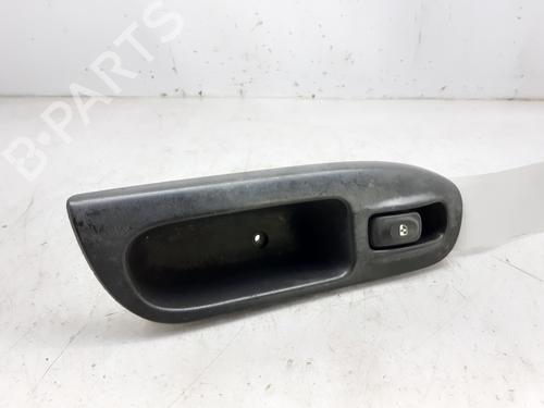 Right front window switch RENAULT SCÉNIC I MPV (JA0/1_, FA0_) 1.9 dCi (JA05, JA1F) (102 hp) 17151142