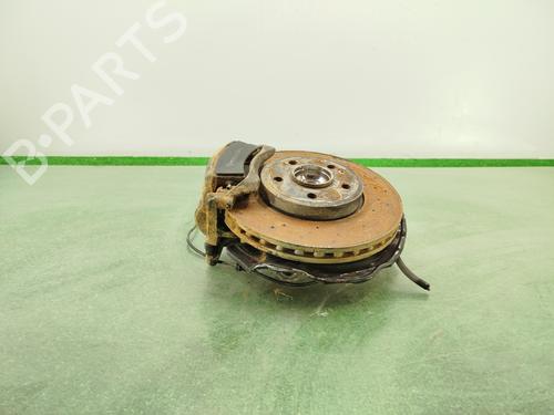 Used Left front steering knuckle MERCEDES-BENZ B-CLASS Sports Tourer (W246, W242) [2011-2018]  27987821