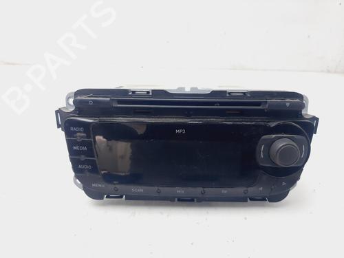 Used Radio SEAT LEON (1P1) 1.9 TDI (105 hp) 22504986