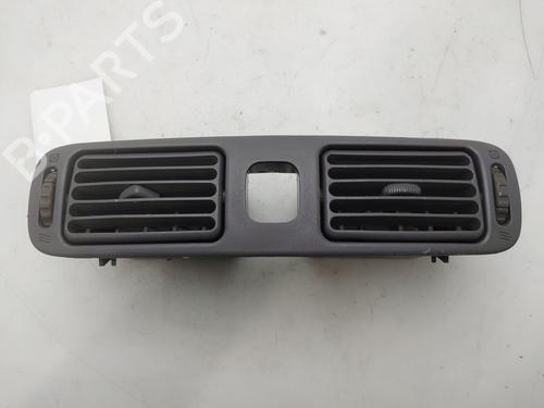 Grille d'aération Grille d'aération TOYOTA COROLLA Liftback (_E11_) 2.0 D (CE110) (72 hp) 36392454 36392454