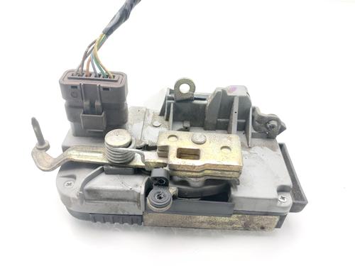 Serrure avant droite FIAT ULYSSE (179_) 2.0 JTD (109 hp) 31967213