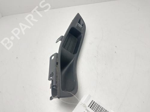 Højre fortil elrude kontakt FORD FOCUS III [2010-2020]  31840013