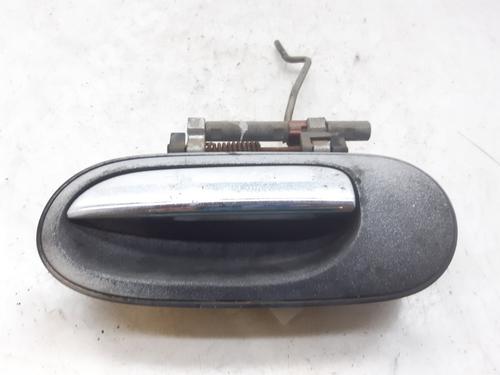 Used Rear left exterior door handle Rear left exterior door handle NISSAN ALMERA II (N16) 2.2 Di (110 hp) 8270952 8270952