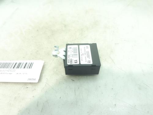 Used Electronic module RENAULT KOLEOS I (HY_) 2.0 dCi 4x4 (HY0K) (150 hp) 9225125