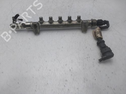 Injection rail OPEL ASTRA J Saloon 1.6 CDTi (69) | BP38324788M98 - Image 2