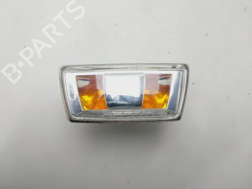 repetiteur-clignotant-avant-gauche-opel-corsa-e-x15-2014-32199186 main image
