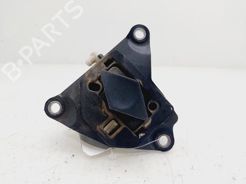 Trunk håndtak RENAULT CLIO II (BB_, CB_) 1.2 16V (BB05, BB0W, BB11, BB27, BB2T, BB2U, BB2V, CB05,... (75 hp) 29321989
