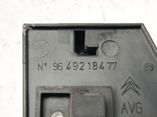 Klamka wewnętrzna drzwi przednich lewych CITROËN C5 I (DC_) 2.0 16V (DCRFNC, DCRFNF) | BP30563223I13 