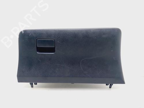 Guantera TOYOTA YARIS (_P13_) [2010-2020]  31164813