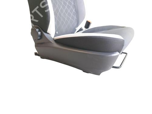 Right front seat NISSAN MICRA V (K14) | BP31571549C16