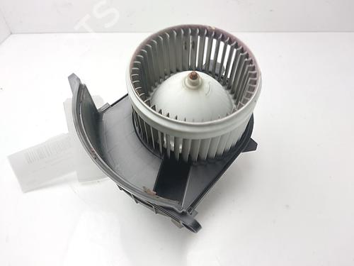 Used Heater blower motor RENAULT KANGOO / GRAND KANGOO II (KW0/1_) [2008-2026]  30714078