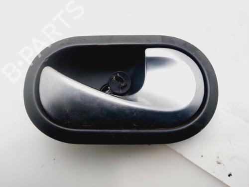 Højre fortil invendig håndtag RENAULT MEGANE II Estate (KM0/1_) 1.5 dCi (KM1F) (86 hp) 31695761
