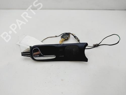 Venstre fortil invendig håndtag AUDI A4 B5 Avant (8D5) 1.9 TDI (110 hp) 28312497