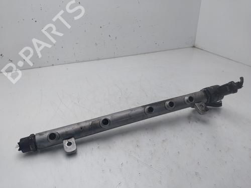 Used Injection rail Injection rail MERCEDES-BENZ B-CLASS Sports Tourer (W245) [2005-2011] 33956821 33956821