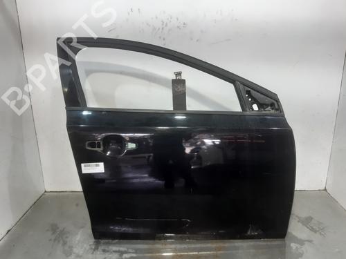 Puerta delantera derecha VOLVO V40 Hatchback (525) D3 (150 hp) 31662585 |