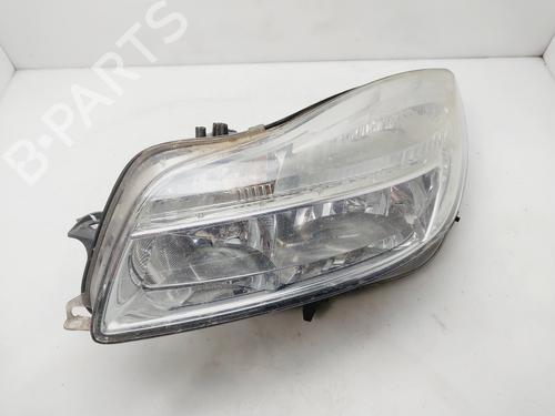 Used Left headlight OPEL INSIGNIA A (G09) [2008-2017]  30921793
