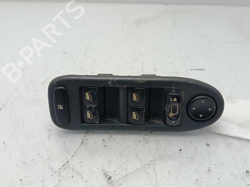 Used Left front window switch CITROËN C5 I (DC_) 2.0 16V (DCRFNC, DCRFNF) (136 hp) 30621600