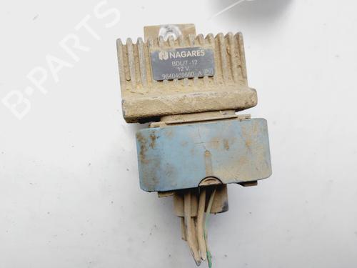 Used Electronic module RENAULT LAGUNA III (BT0/1) 2.0 dCi (BT07, BT0J, BT14, BT1A, BT1S) (131 hp) 31797907