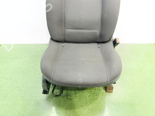 Sæde højre fortil RENAULT TWINGO II (CN0_) 1.2 16V (CN0K, CN0V, CN0A) | BP32366608C16