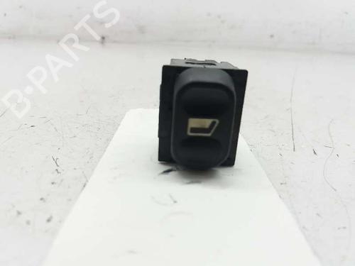 Used Right rear window switch CITROËN XSARA Coupe (N0) 1.6 16V (109 hp) 3316784