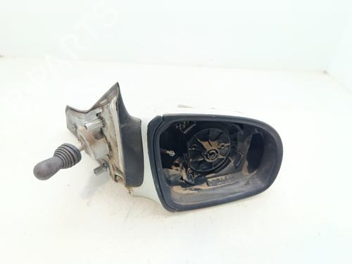 Retrovisor direito Retrovisor direito OPEL CORSA B (S93) 1.7 D (F08, F68, M68) (60 hp) 36031061 36031061