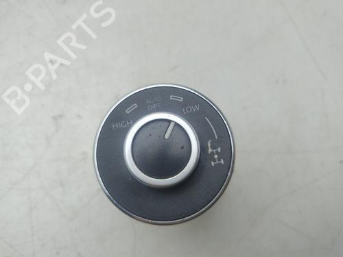 Used Switch VW TOUAREG (7LA, 7L6, 7L7) [2002-2013]  28111956