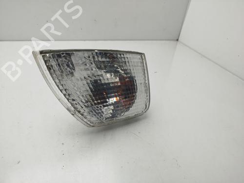 Clignotant avant droit VW PASSAT B5 (3B2) [1996-2001]  32104567