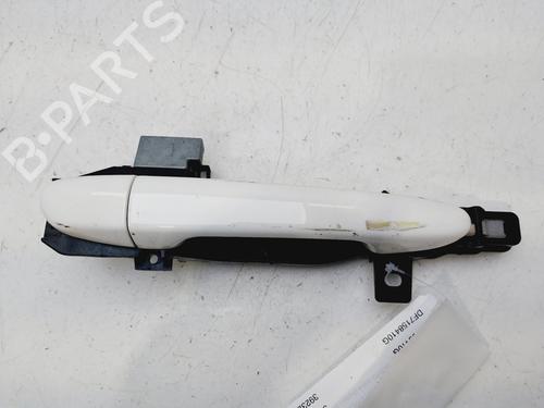 Poignée extérieure avant droite MAZDA 2 (DE_, DH_) 1.4 MZR-CD (68 hp) 32126857