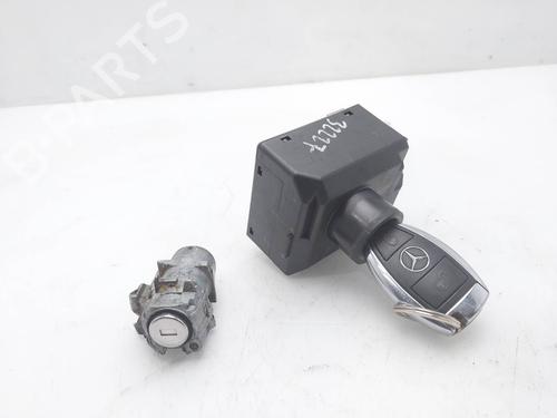 Ignition barrel MERCEDES-BENZ A-CLASS (W176) A 180 CDI / d (176.012) (109 hp) 17955595