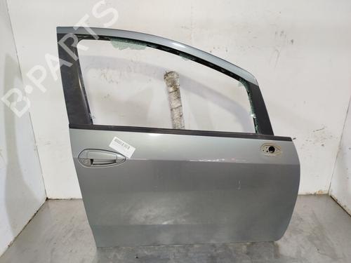 Used Right front door Right front door FIAT GRANDE PUNTO (199_) 1.4 (199AXB11, 199AXB1A, 199BXB1A, 199AXL1A) (77 hp) 33801074 33801074