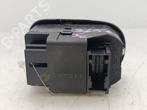 Left front window switch PEUGEOT 306 (7B, N3, N5) 2.0 HDI 90 | BP29417108I27 