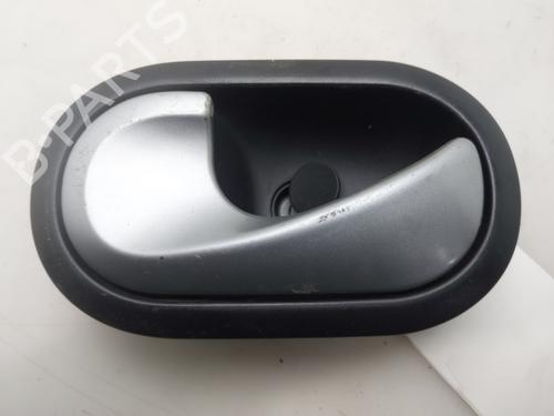 Maneta interior trasera derecha Maneta interior trasera derecha RENAULT KANGOO / GRAND KANGOO II (KW0/1_) [2008-2026] 34458551 34458551
