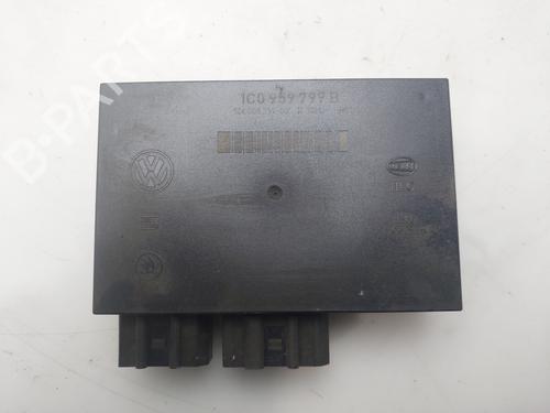 Used Comfort control module Comfort control module SKODA OCTAVIA I (1U2) 1.9 TDI (100 hp) 33470422 33470422