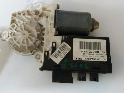 Rudehejsemotor forskærm højre PEUGEOT 807 (EB_) 2.0 HDi (107 hp) 13370385