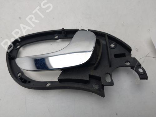 Used Front right interior door handle Front right interior door handle 38047495 38047495